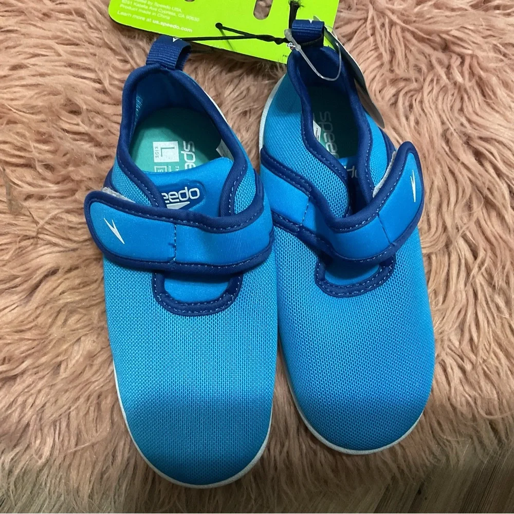 Speedo Blue Kids Water Shoes Velcro Strap Size L NWT